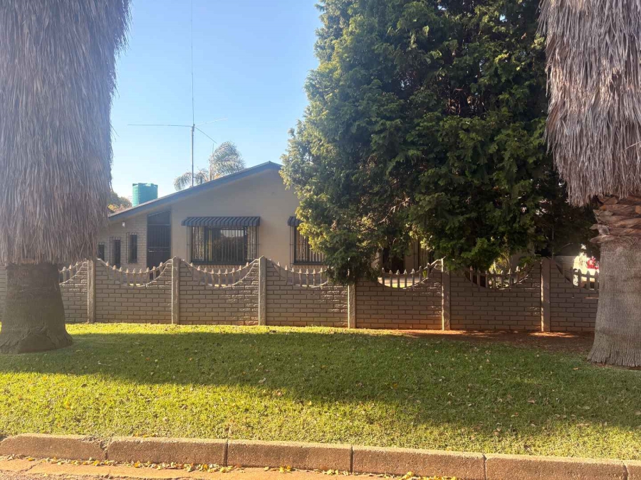 3 Bedroom Property for Sale in Northmead Gauteng