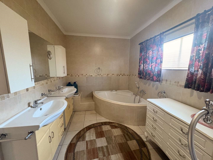 3 Bedroom Property for Sale in Northmead Gauteng