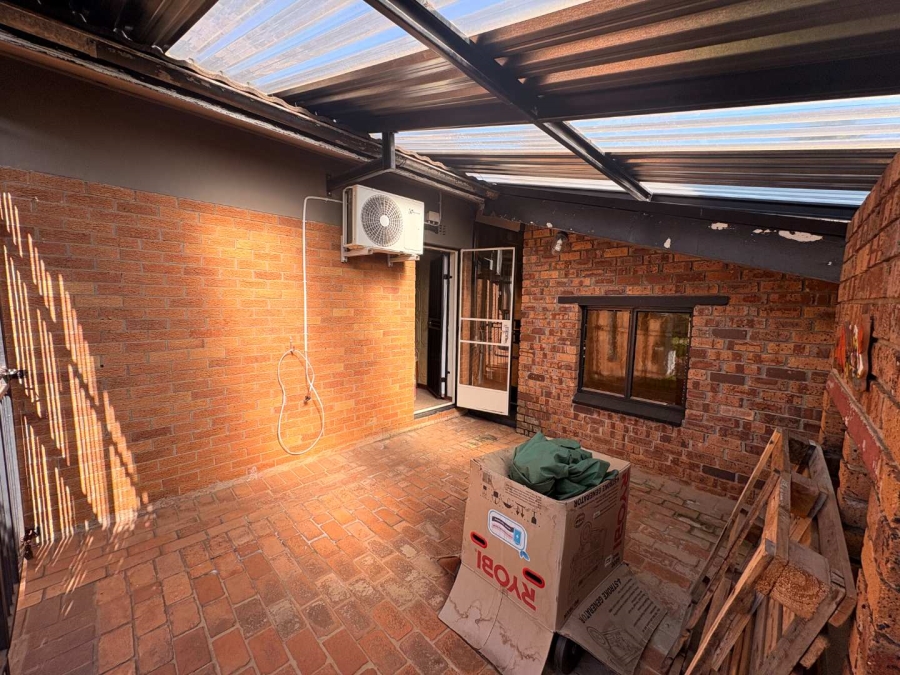 3 Bedroom Property for Sale in Northmead Gauteng