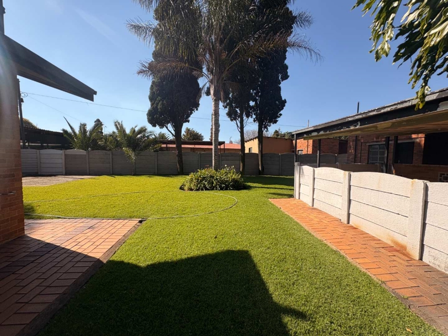 3 Bedroom Property for Sale in Northmead Gauteng