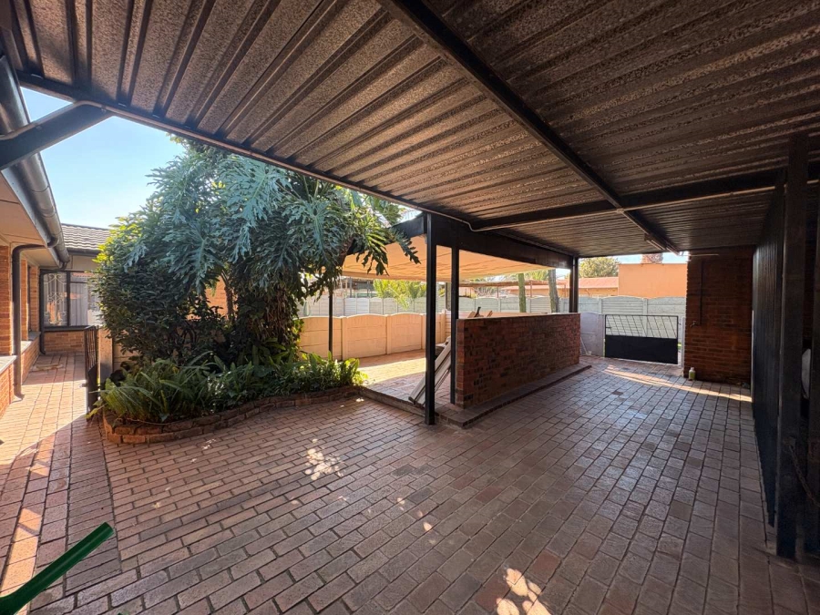 3 Bedroom Property for Sale in Northmead Gauteng