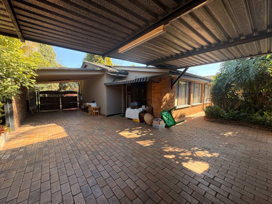 3 Bedroom Property for Sale in Northmead Gauteng