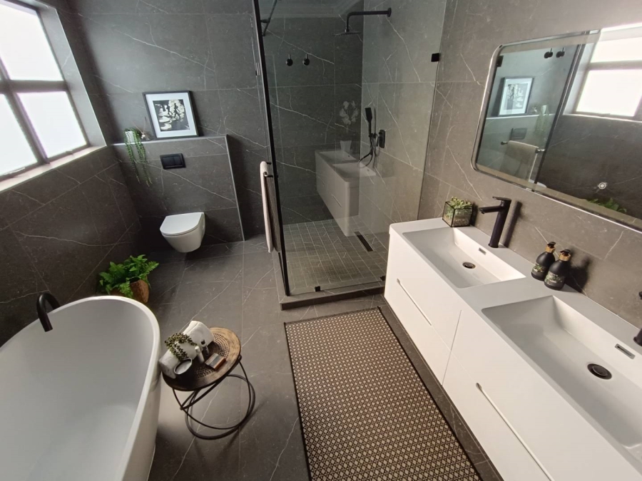 4 Bedroom Property for Sale in Fountainbrook Estate Gauteng
