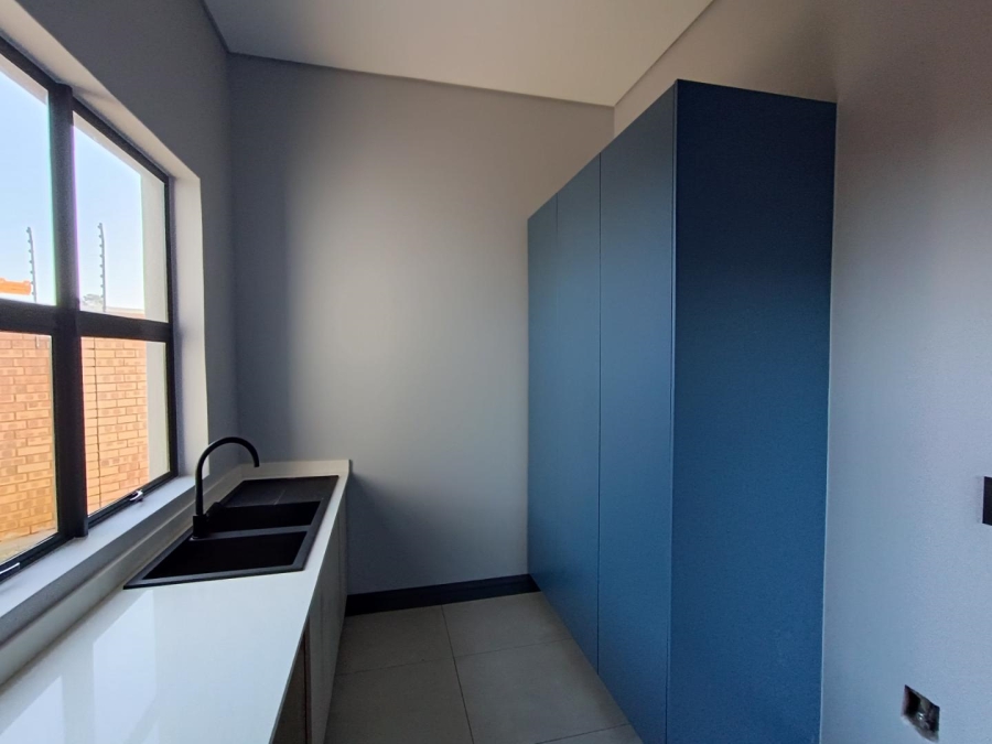 4 Bedroom Property for Sale in Fountainbrook Estate Gauteng