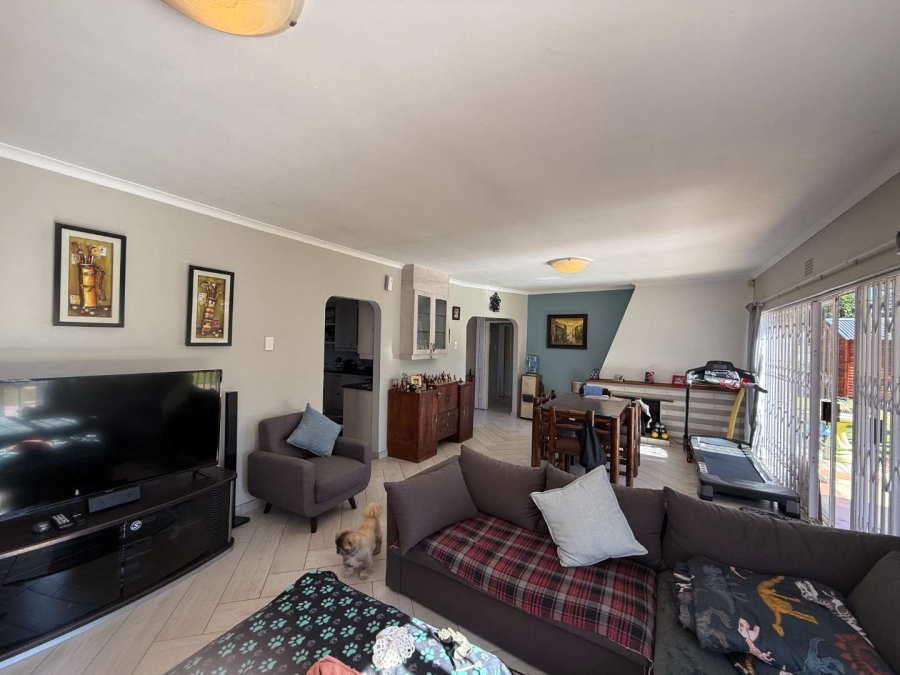 To Let 3 Bedroom Property for Rent in Horison Gauteng