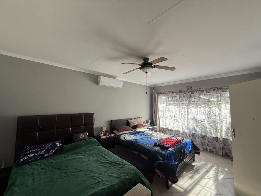 To Let 3 Bedroom Property for Rent in Horison Gauteng