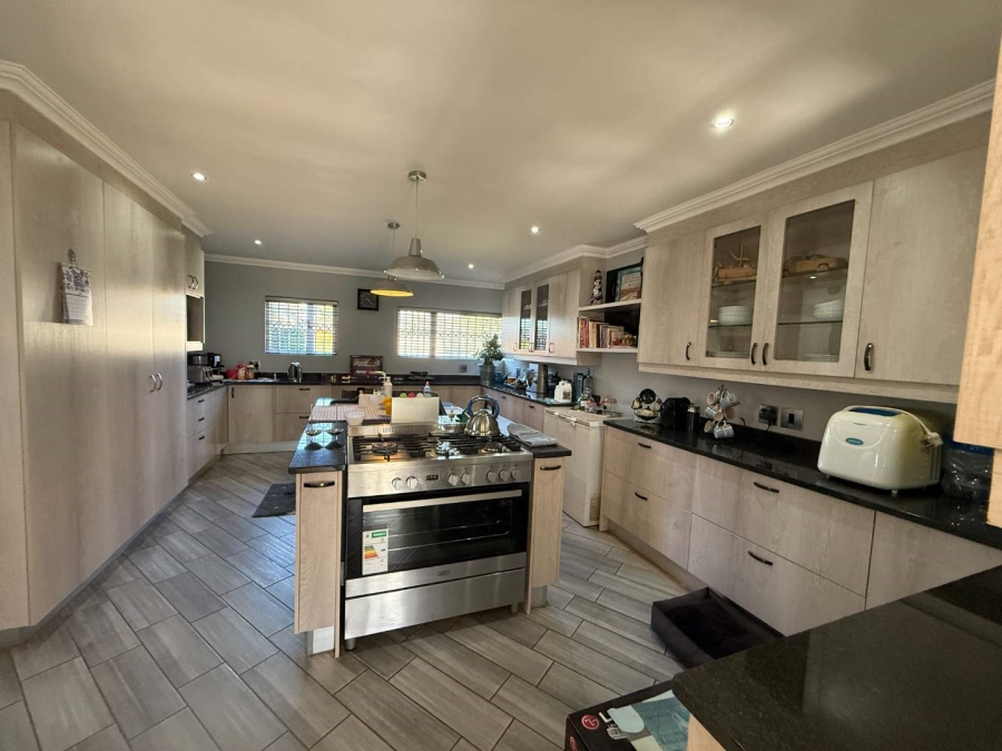 To Let 3 Bedroom Property for Rent in Horison Gauteng