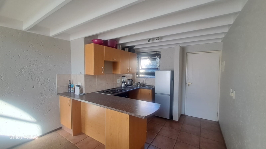2 Bedroom Property for Sale in Sunninghill Gauteng
