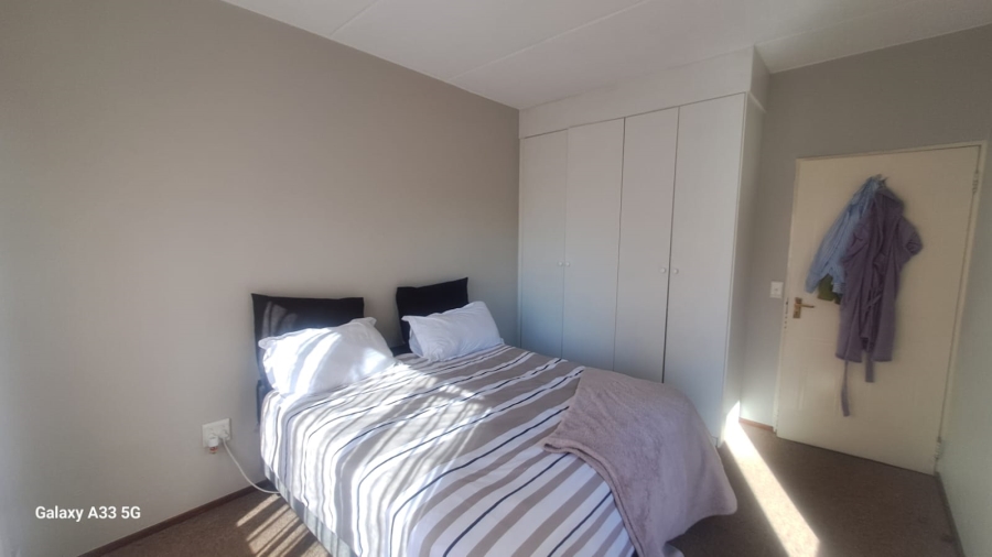 2 Bedroom Property for Sale in Sunninghill Gauteng