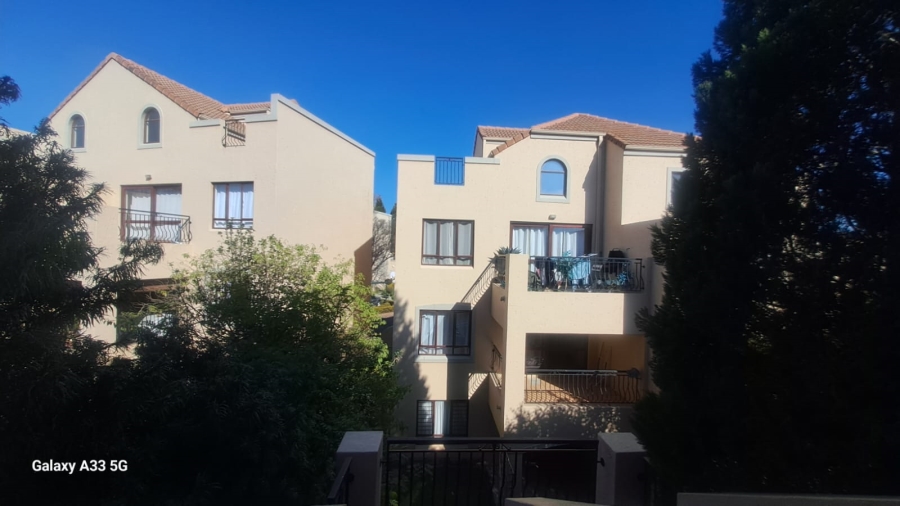 2 Bedroom Property for Sale in Sunninghill Gauteng
