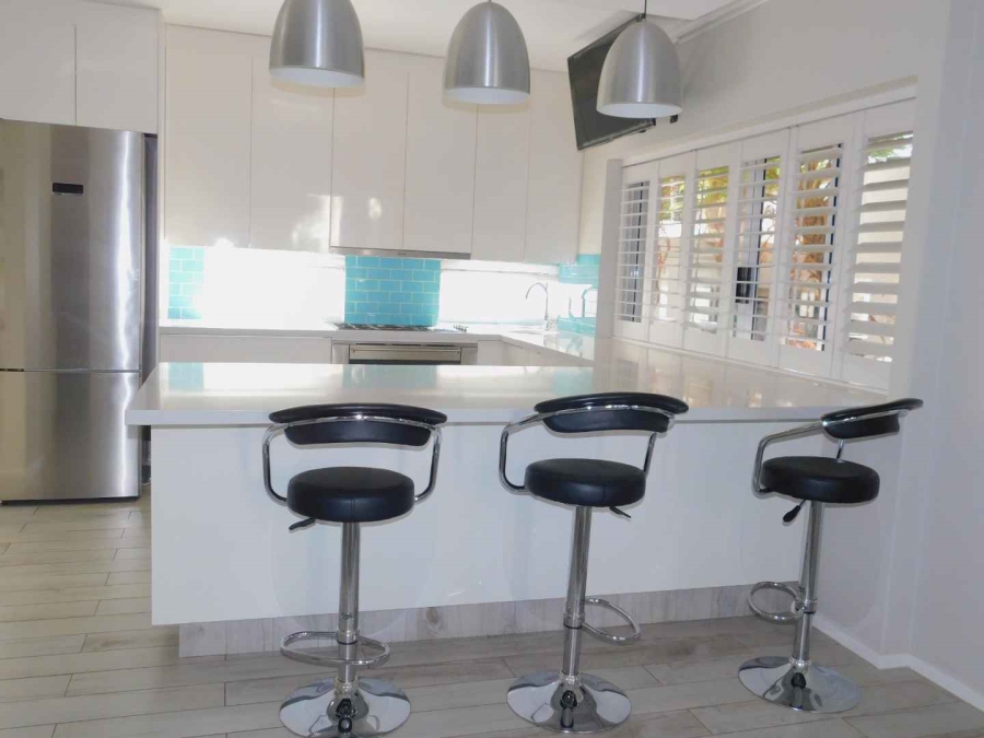 To Let 3 Bedroom Property for Rent in Bryanston Gauteng
