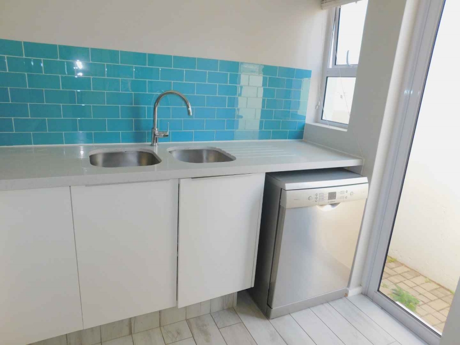 To Let 3 Bedroom Property for Rent in Bryanston Gauteng
