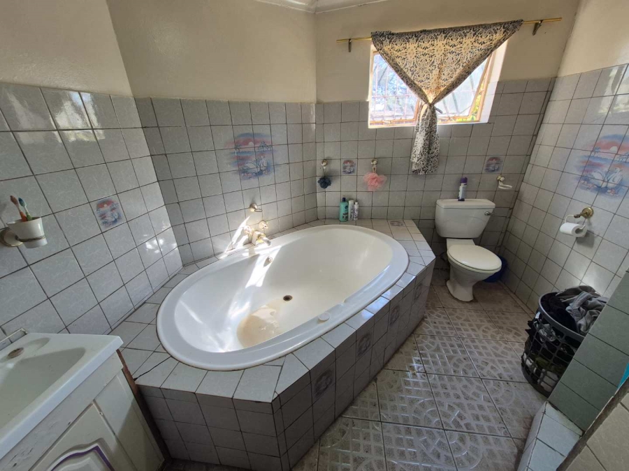 4 Bedroom Property for Sale in Daspoort Gauteng