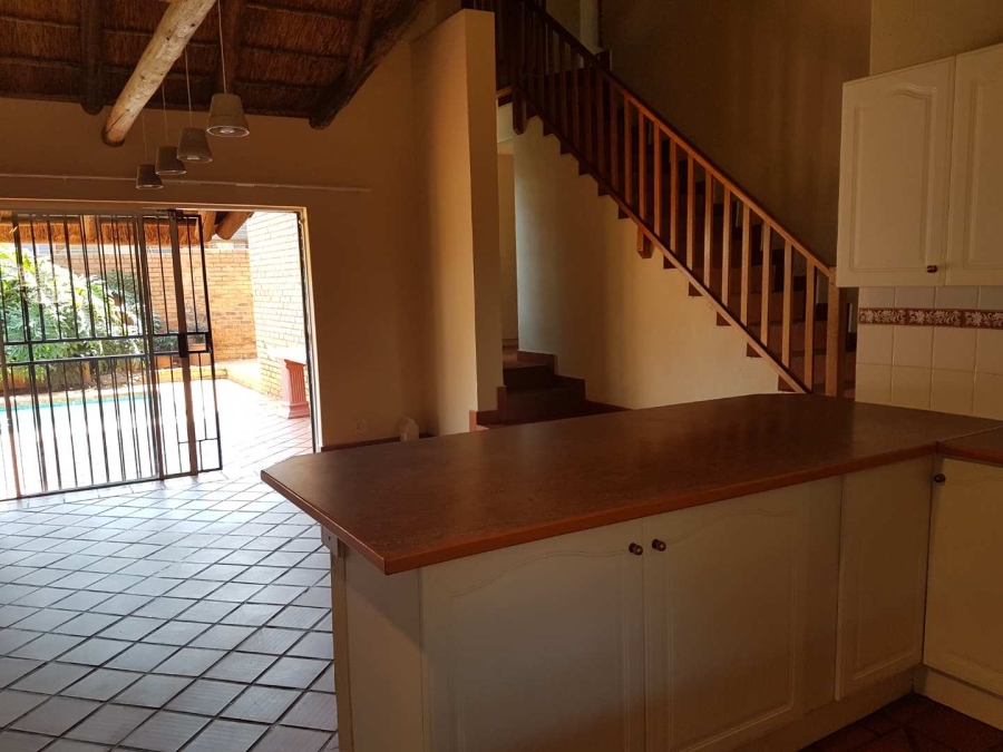 3 Bedroom Property for Sale in Faerie Glen Gauteng