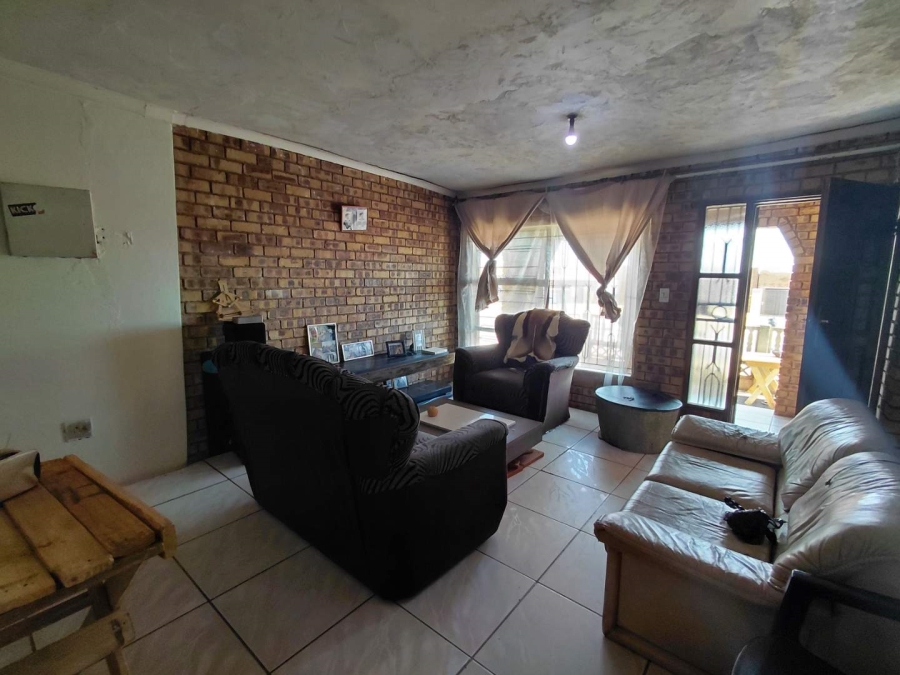4 Bedroom Property for Sale in Sethokga Gauteng