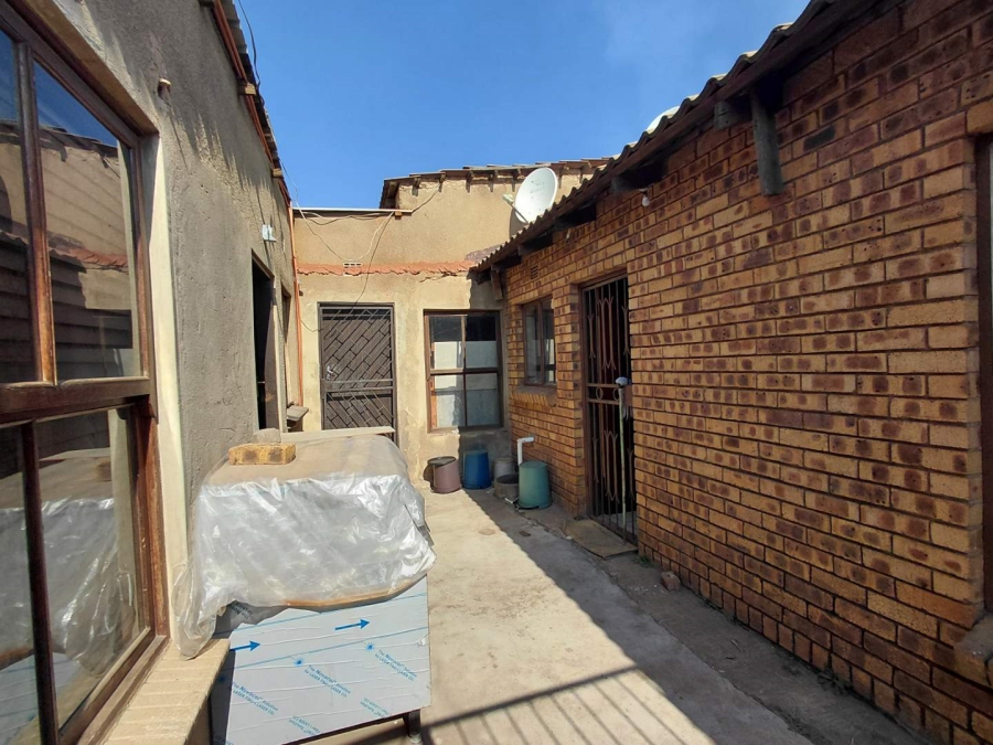 4 Bedroom Property for Sale in Sethokga Gauteng