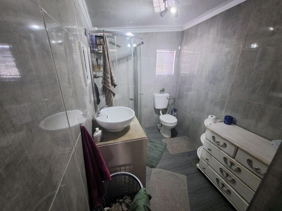 5 Bedroom Property for Sale in Wonderboom South Gauteng