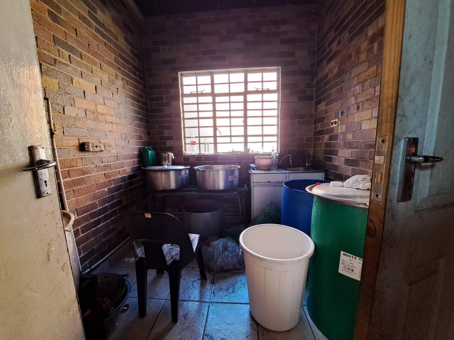 Commercial Property for Sale in Booysens Reserve Gauteng