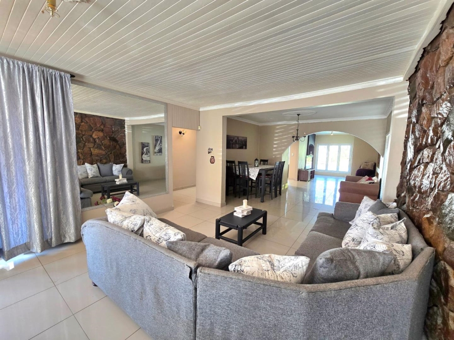 3 Bedroom Property for Sale in Raceview Gauteng