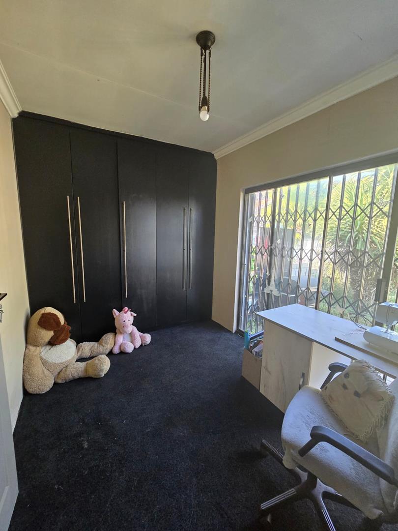 3 Bedroom Property for Sale in Raceview Gauteng