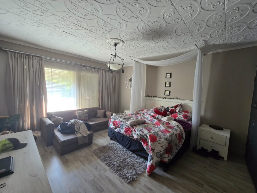 3 Bedroom Property for Sale in Raceview Gauteng