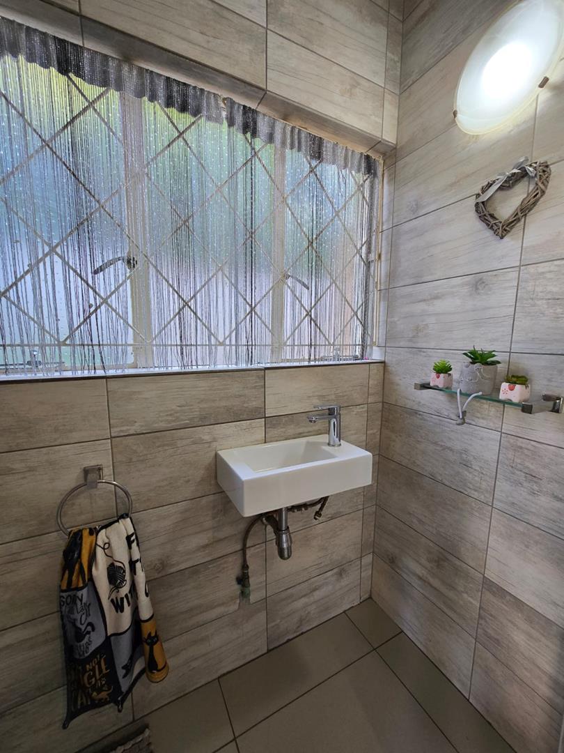 3 Bedroom Property for Sale in Raceview Gauteng