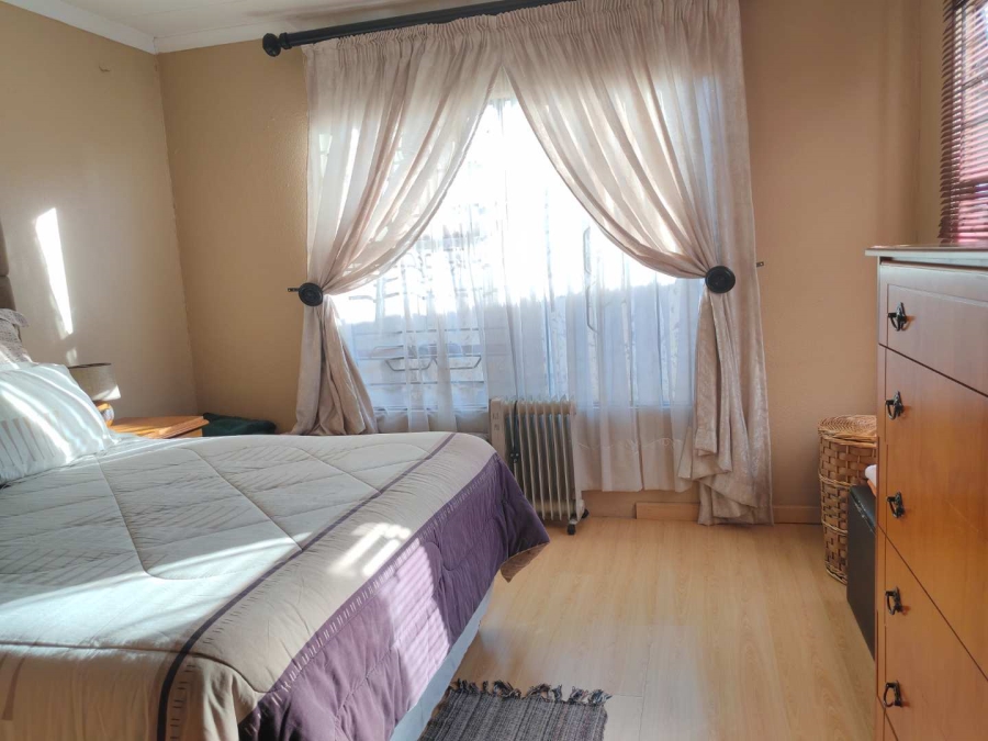 3 Bedroom Property for Sale in Ormonde View Gauteng