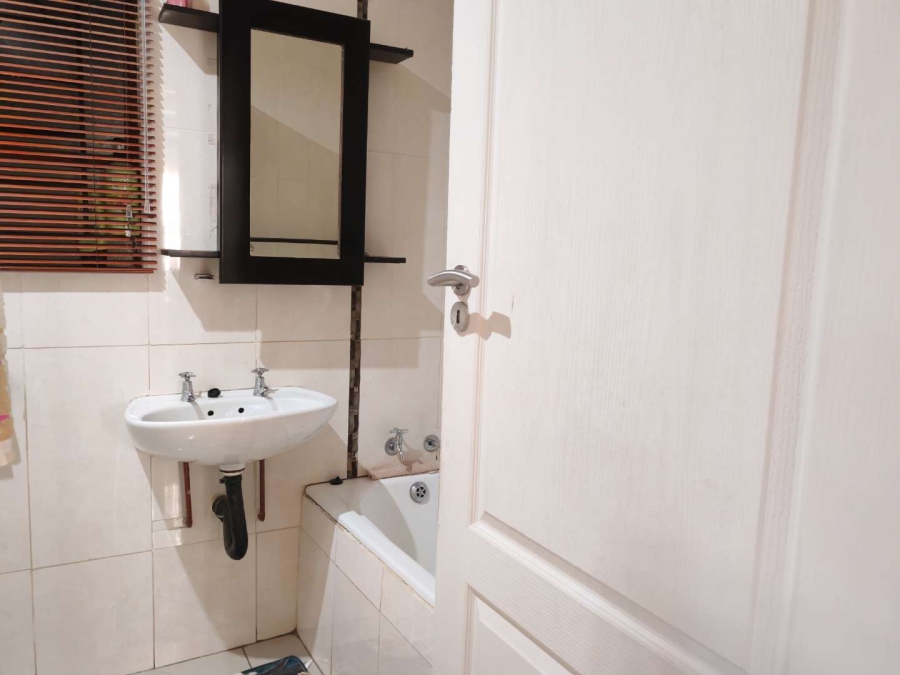 3 Bedroom Property for Sale in Ormonde View Gauteng