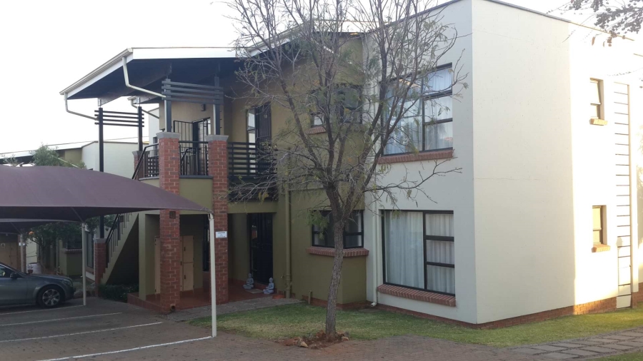 2 Bedroom Property for Sale in Bassonia Gauteng
