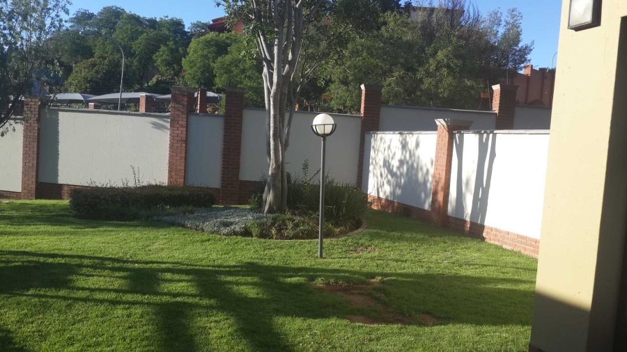 2 Bedroom Property for Sale in Bassonia Gauteng