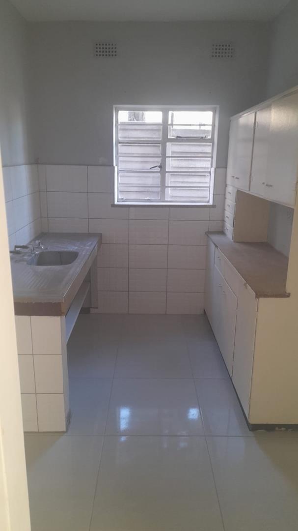 2 Bedroom Property for Sale in Rosettenville Gauteng