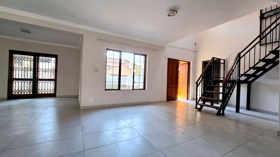To Let 4 Bedroom Property for Rent in Equestria Gauteng