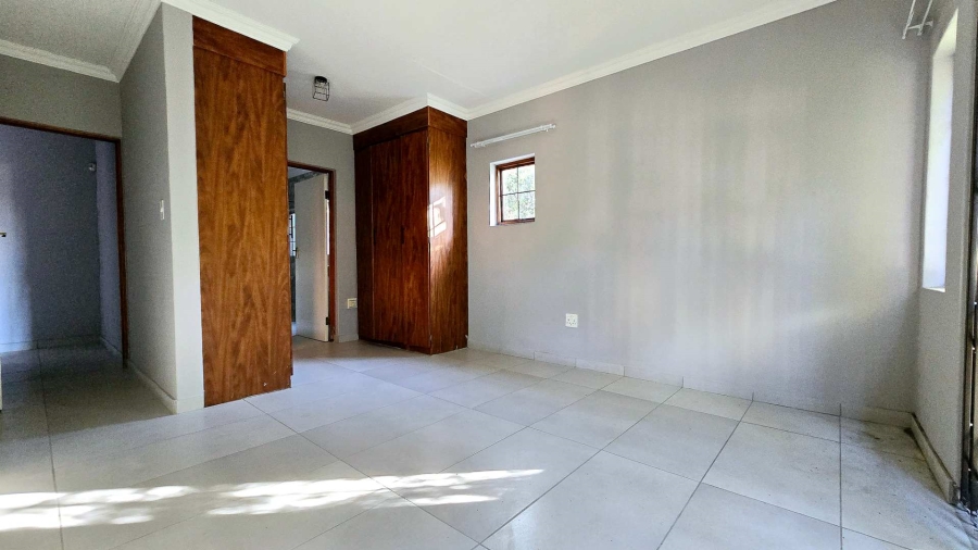 To Let 4 Bedroom Property for Rent in Equestria Gauteng