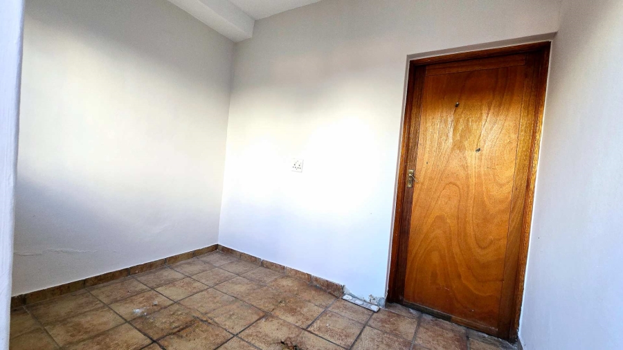 To Let 4 Bedroom Property for Rent in Equestria Gauteng