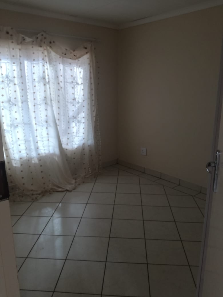 To Let 2 Bedroom Property for Rent in Soshanguve VV Gauteng