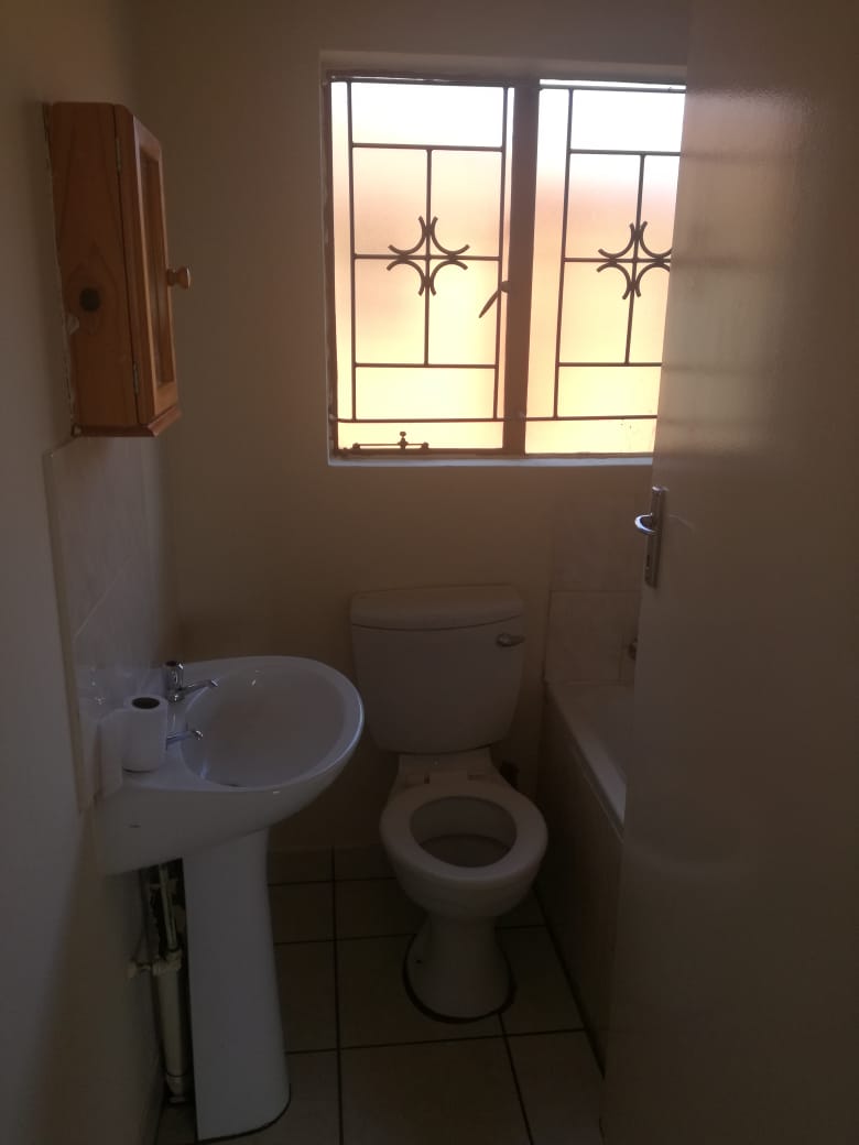 To Let 2 Bedroom Property for Rent in Soshanguve VV Gauteng