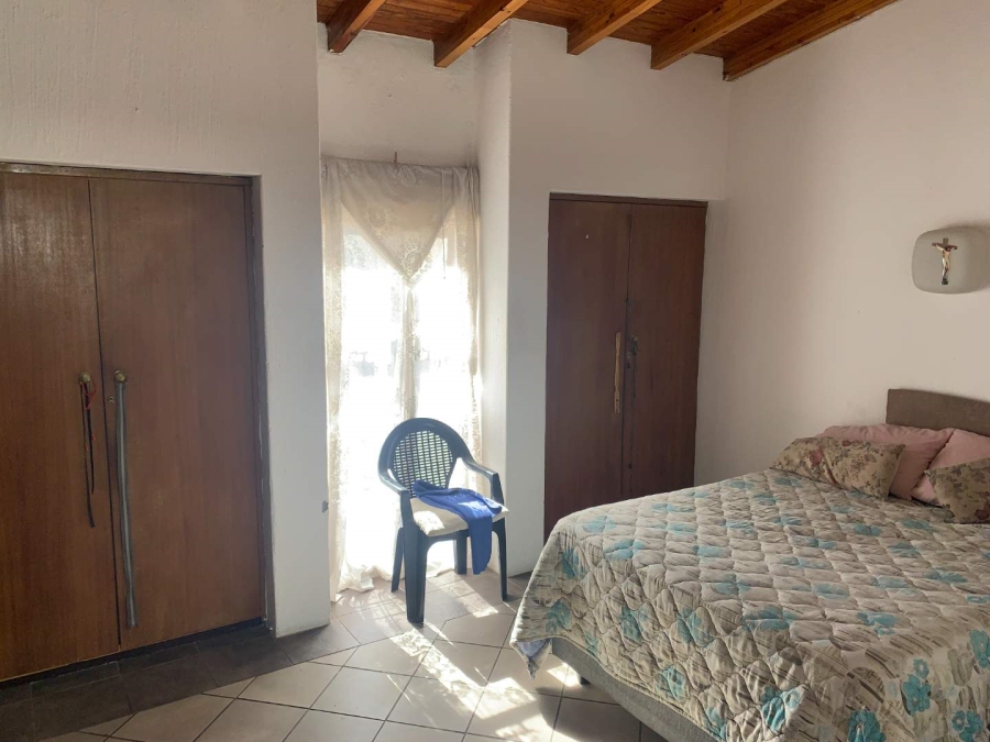 2 Bedroom Property for Sale in The Hill Gauteng