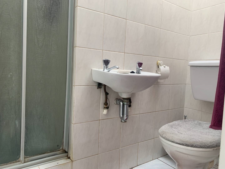 2 Bedroom Property for Sale in The Hill Gauteng