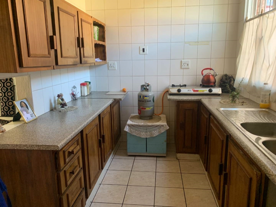 2 Bedroom Property for Sale in The Hill Gauteng