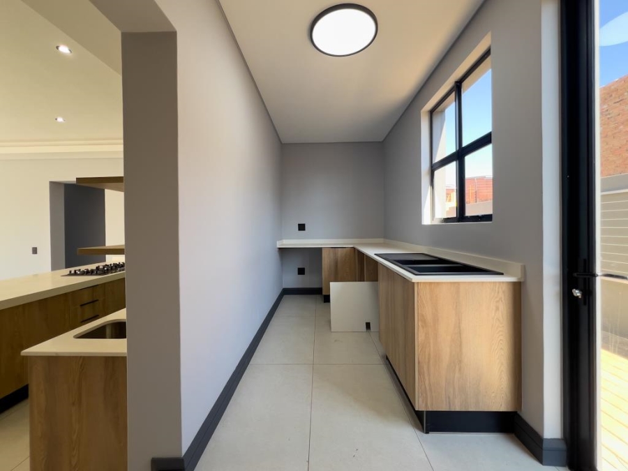 4 Bedroom Property for Sale in Fountainbrook Estate Gauteng