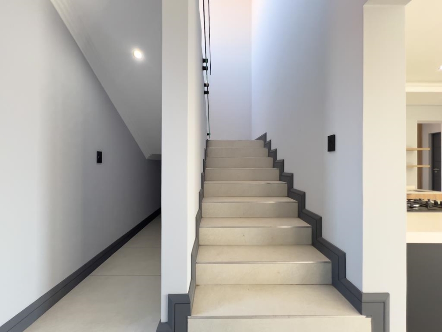 4 Bedroom Property for Sale in Fountainbrook Estate Gauteng