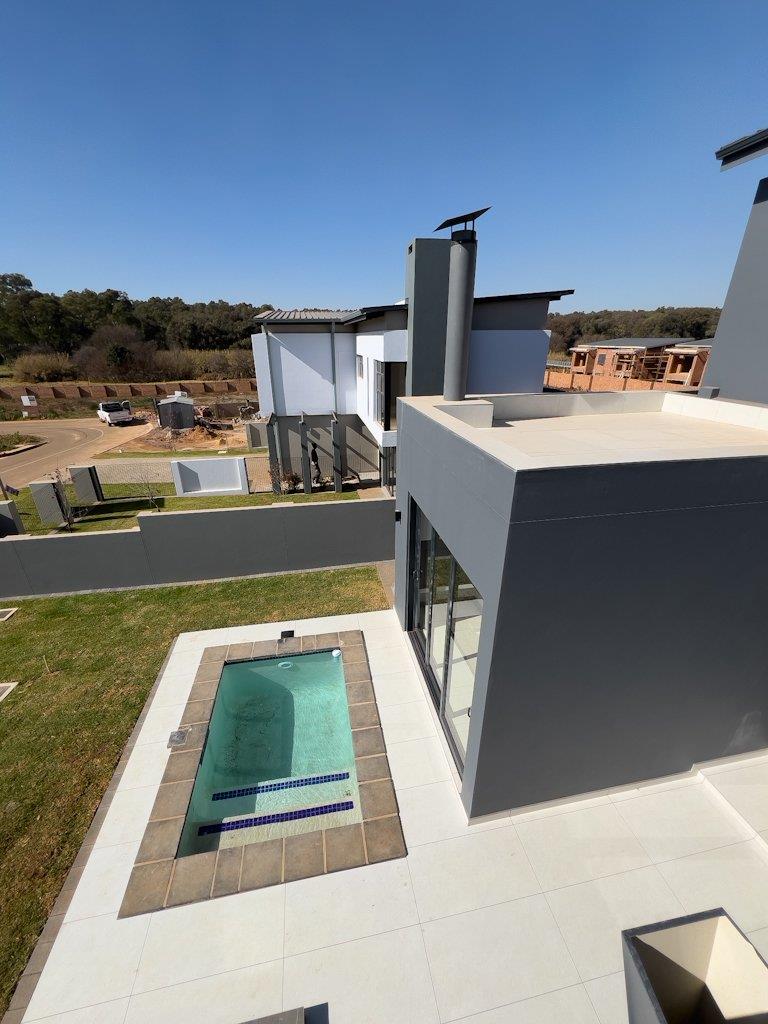 4 Bedroom Property for Sale in Fountainbrook Estate Gauteng