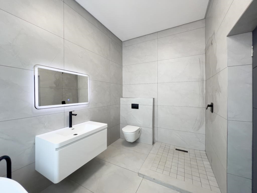 4 Bedroom Property for Sale in Fountainbrook Estate Gauteng
