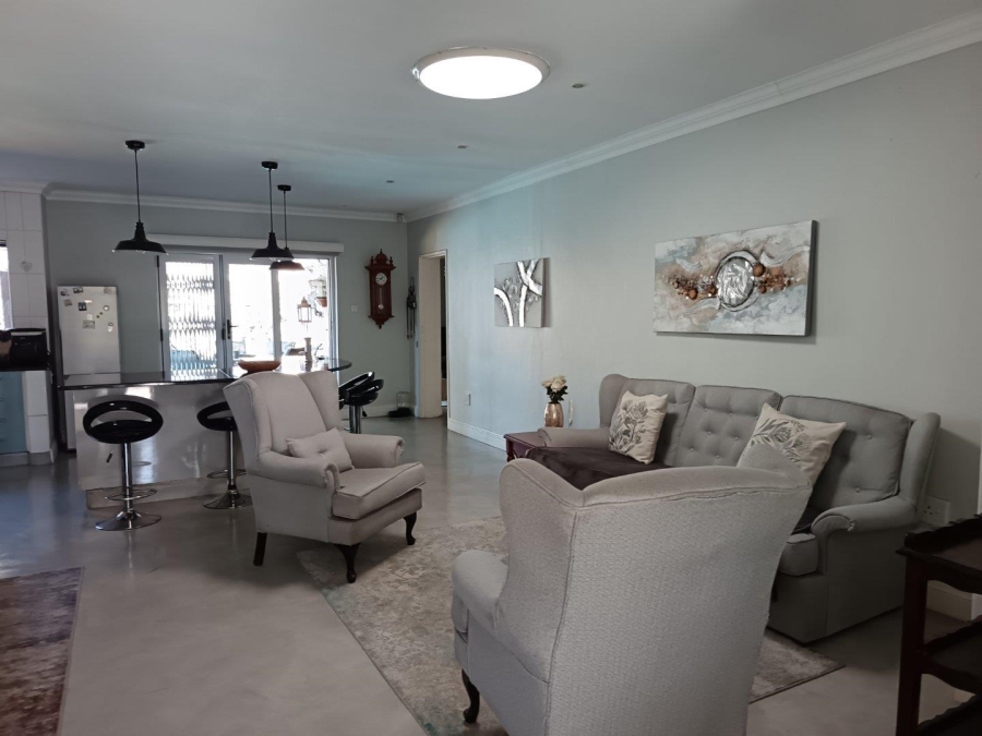 3 Bedroom Property for Sale in Brackendowns Ext 5 Gauteng