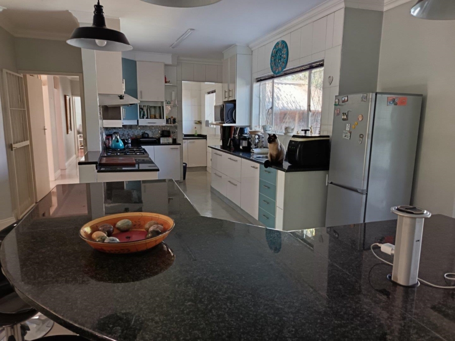 3 Bedroom Property for Sale in Brackendowns Ext 5 Gauteng