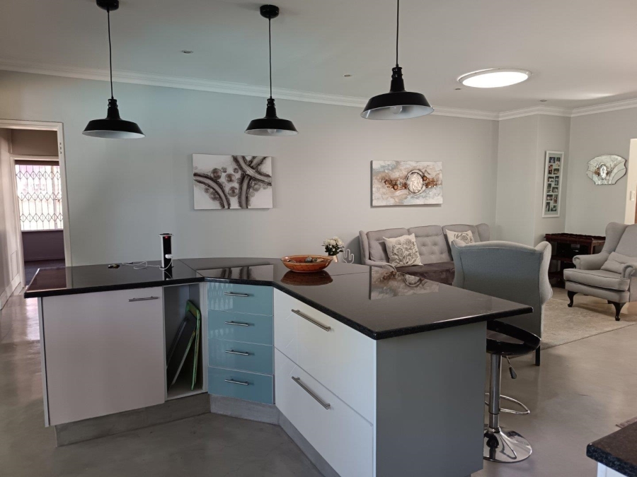 3 Bedroom Property for Sale in Brackendowns Ext 5 Gauteng