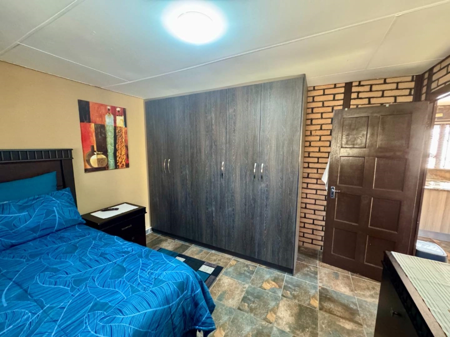 3 Bedroom Property for Sale in Brackendowns Gauteng