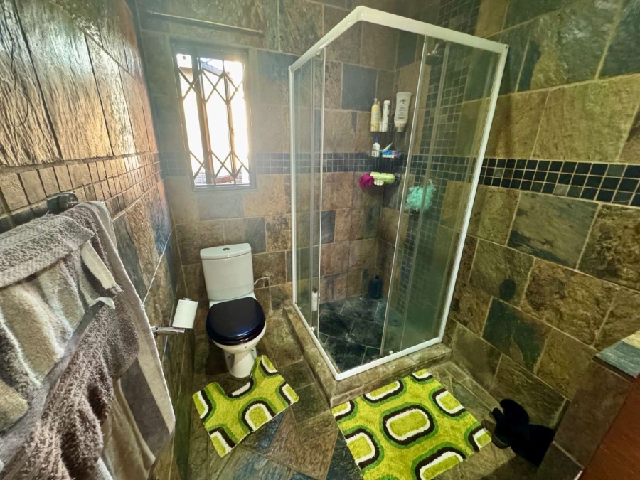 3 Bedroom Property for Sale in Brackendowns Gauteng