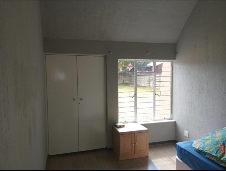 4 Bedroom Property for Sale in Mayberry Park Gauteng