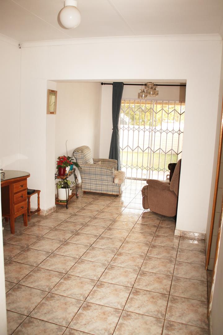4 Bedroom Property for Sale in Brackendowns Ext 2 Gauteng